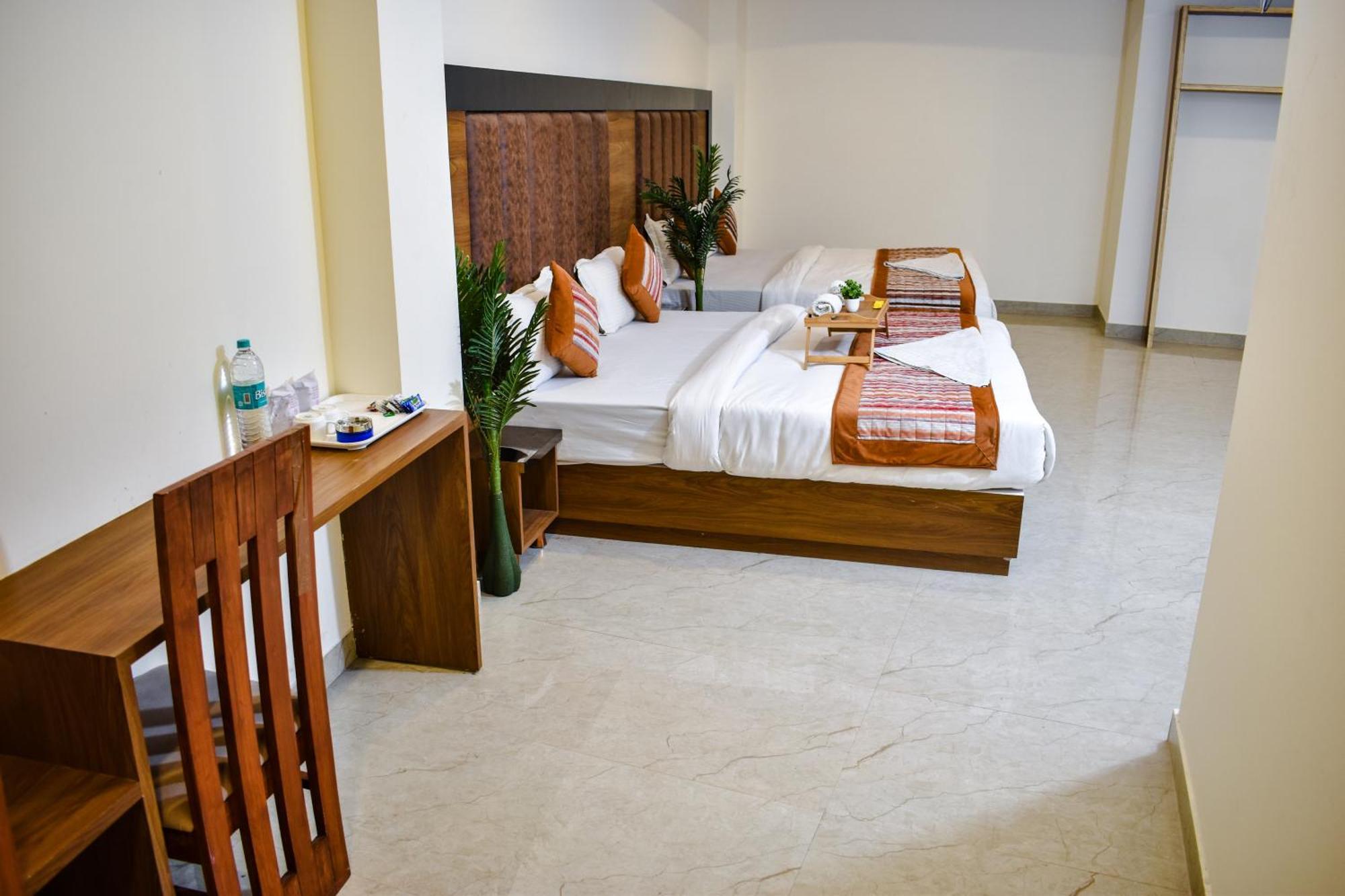 Hotel Yash Palace New Delhi Buitenkant foto