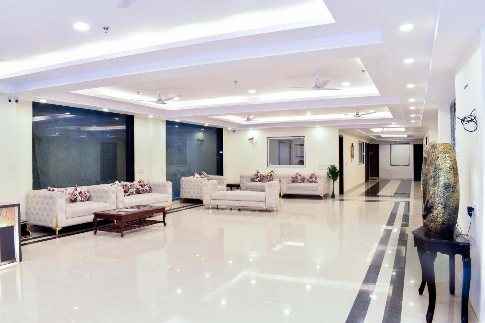 Hotel Yash Palace New Delhi Buitenkant foto