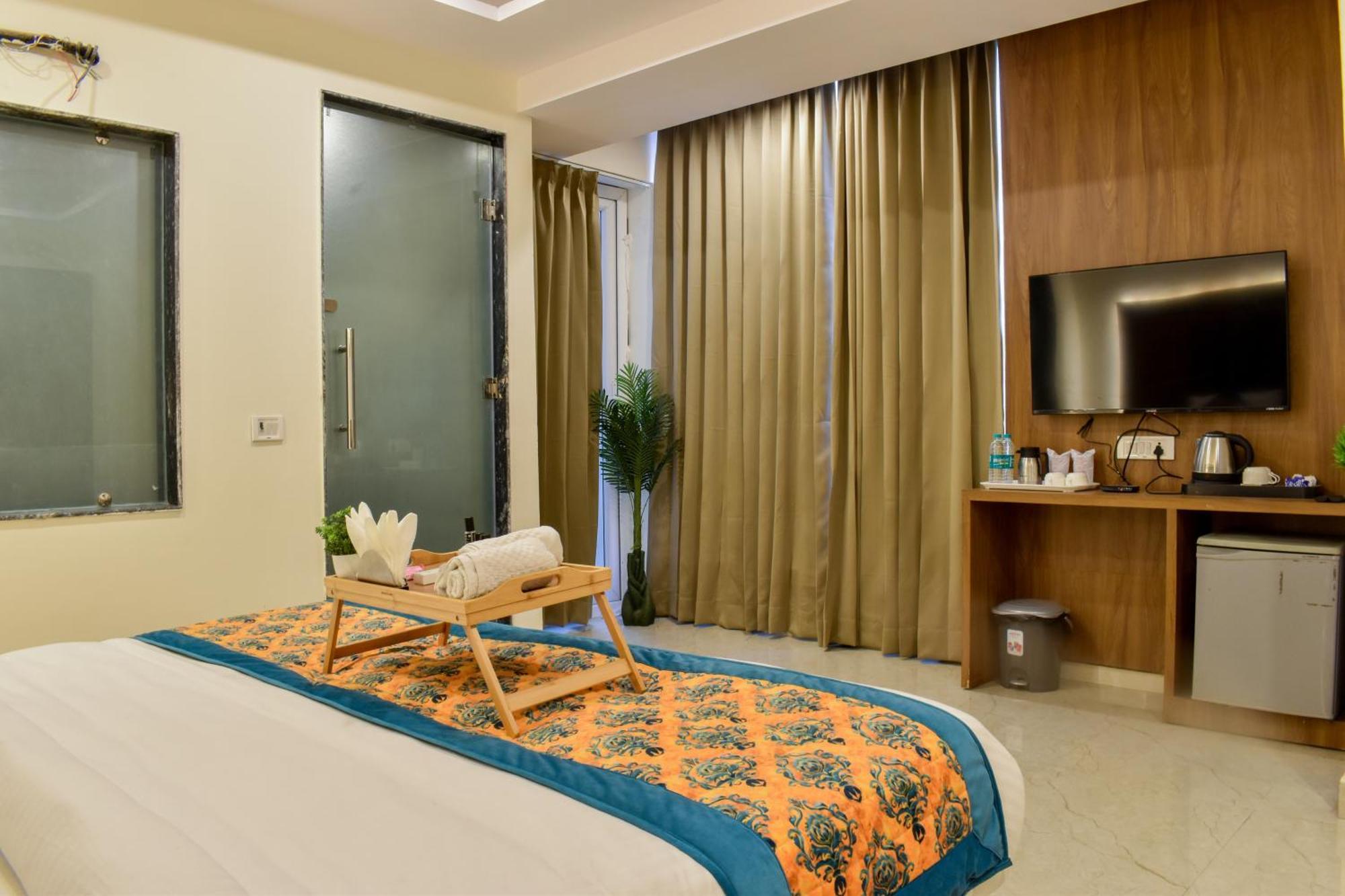 Hotel Yash Palace New Delhi Buitenkant foto
